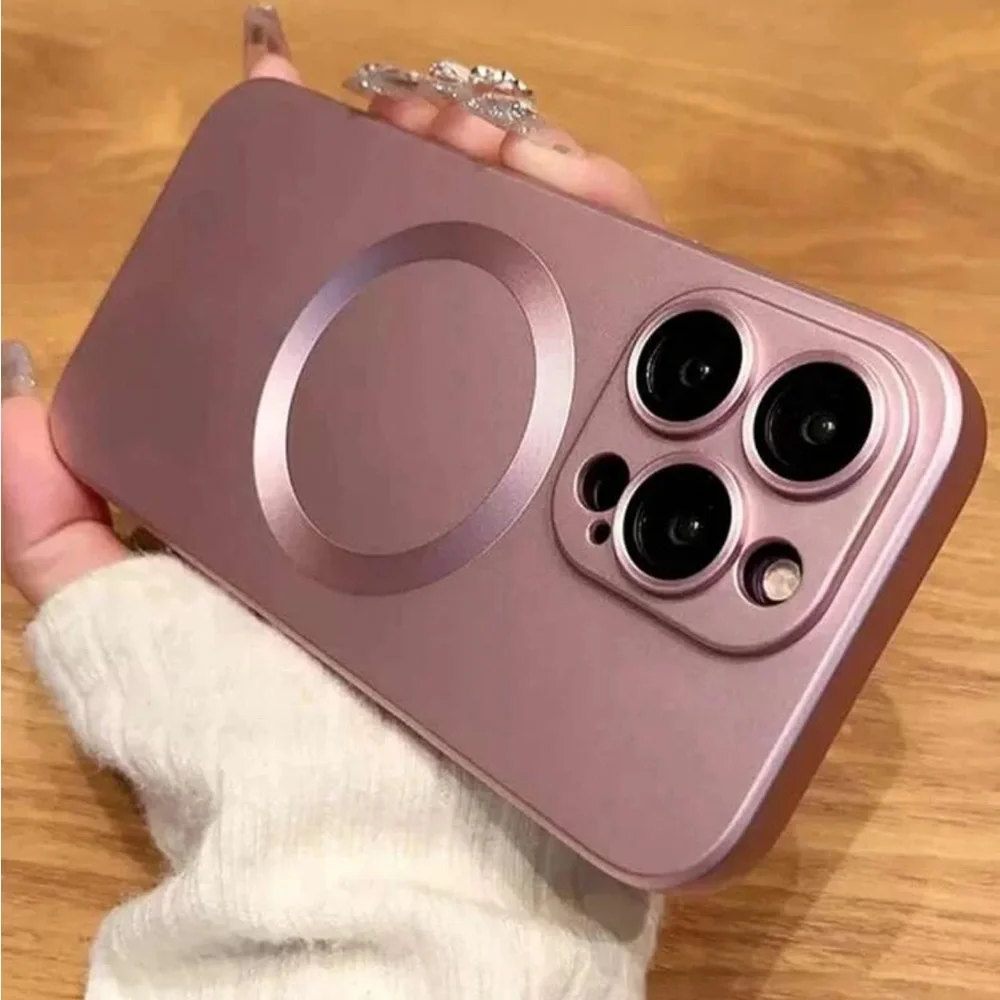iPhone 14 Pro pink electromagnetic phone case